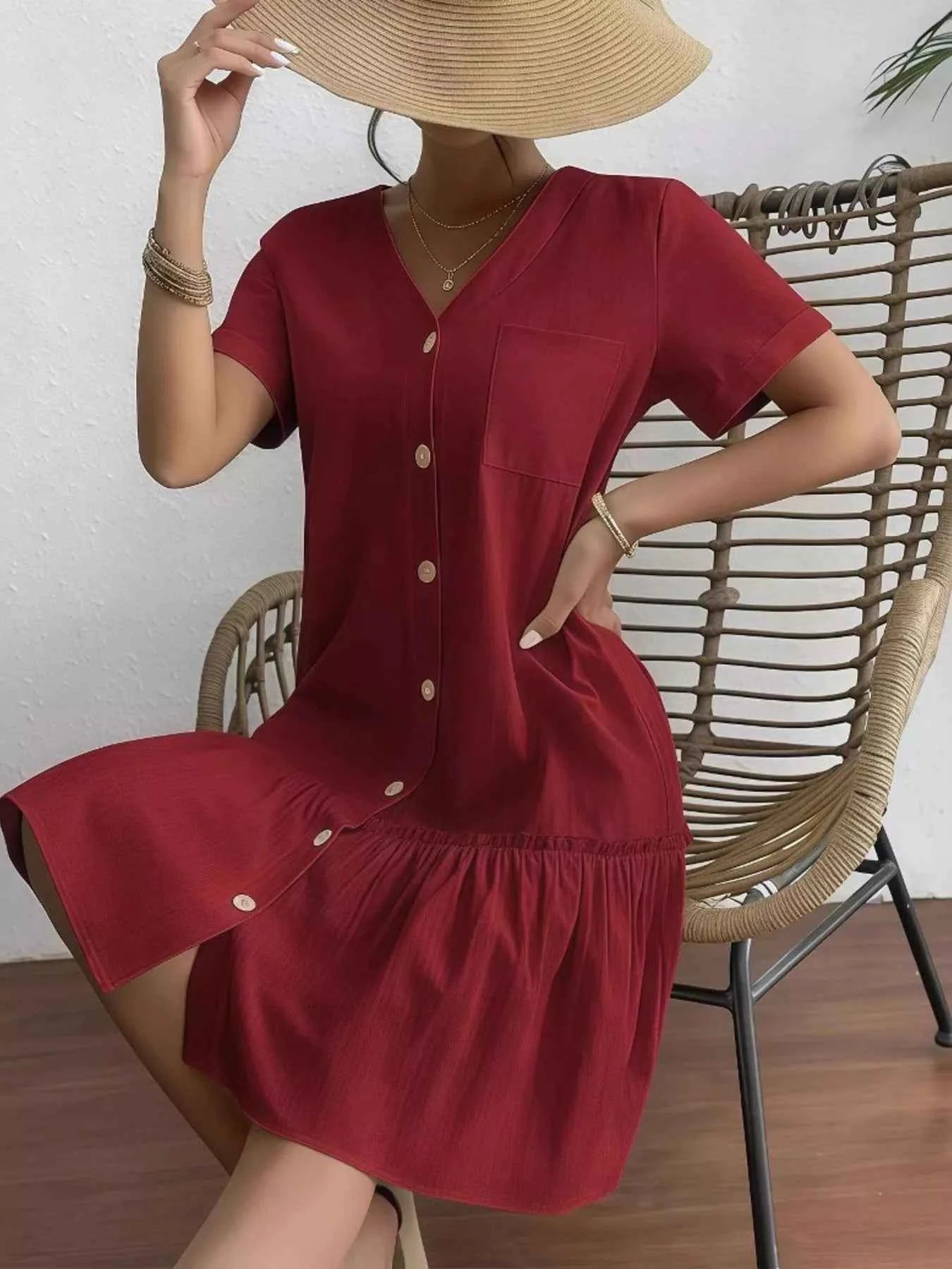 Full Size Button-Front Short Sleeve Tiered Dress Plus Size Wine Red fdd89bcc-7205-47be-b81c-059f54aa2c3a-Max-Origin