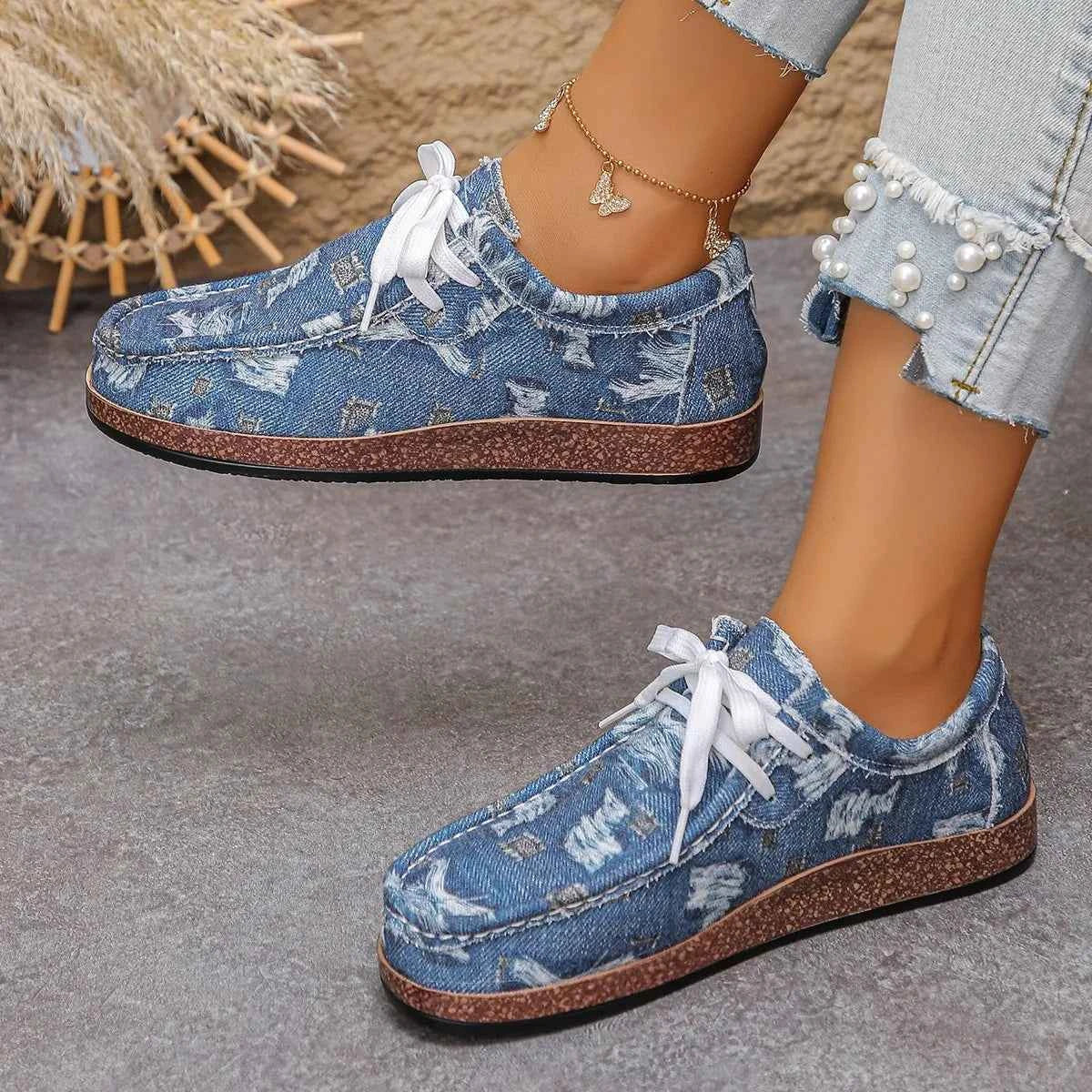 Lace Up Platform Sneakers fde662a864c44835bdb048d95c4f462e-Max-Origin