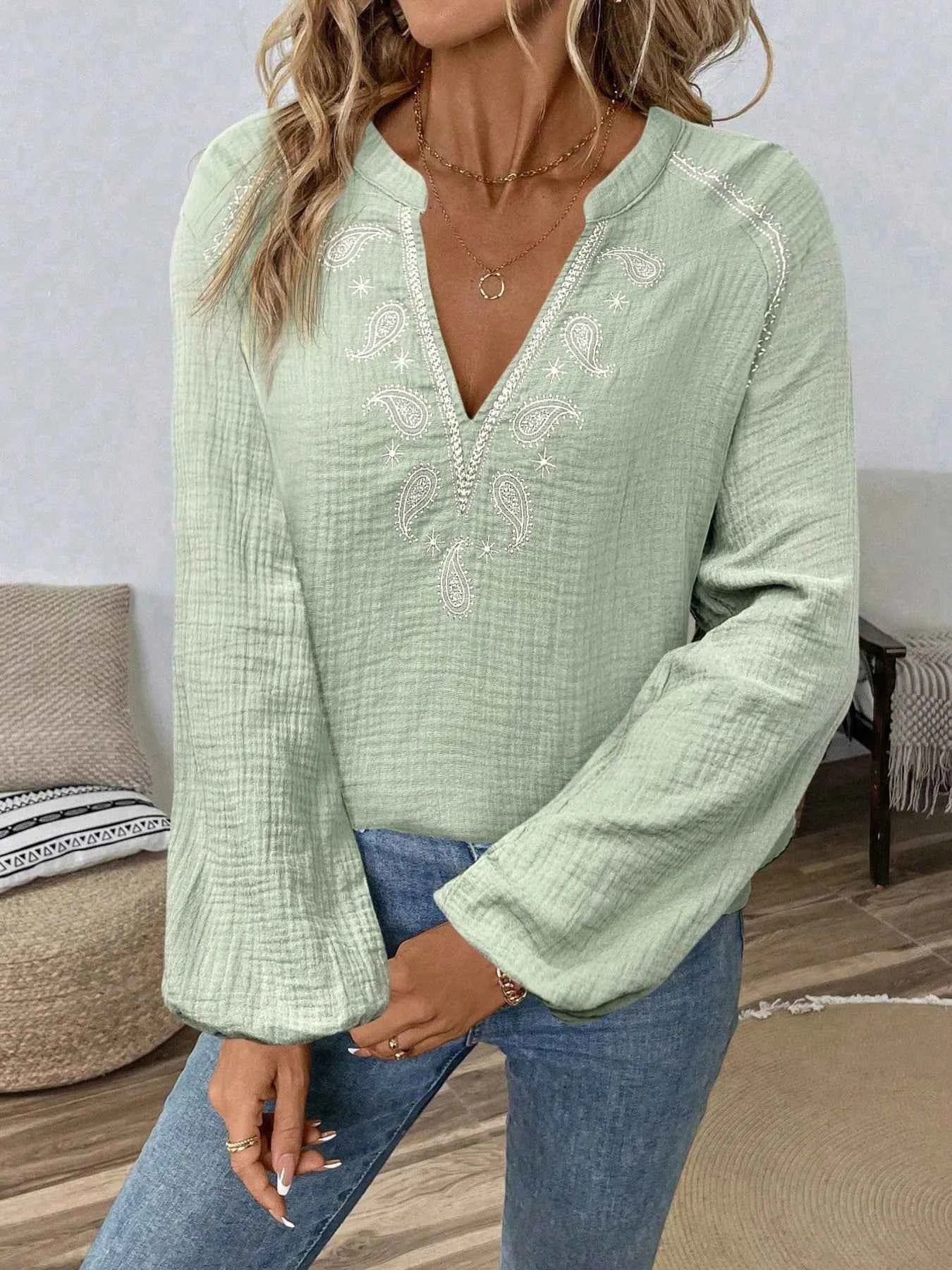 Paisley Pattern Notched Long Sleeve Blouse fe32994fcbc04d65bb2f6be9bef9e5a3-Max-Origin