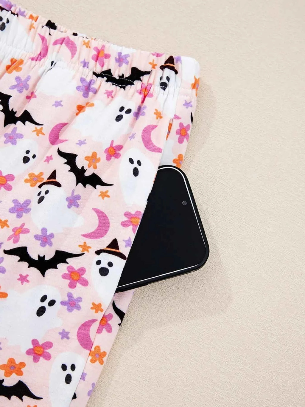 Halloween Ghost Print Button Up Top and Pants Lounge Set fe754f0ba85a43039112a3656ab5495d-Max-Origin