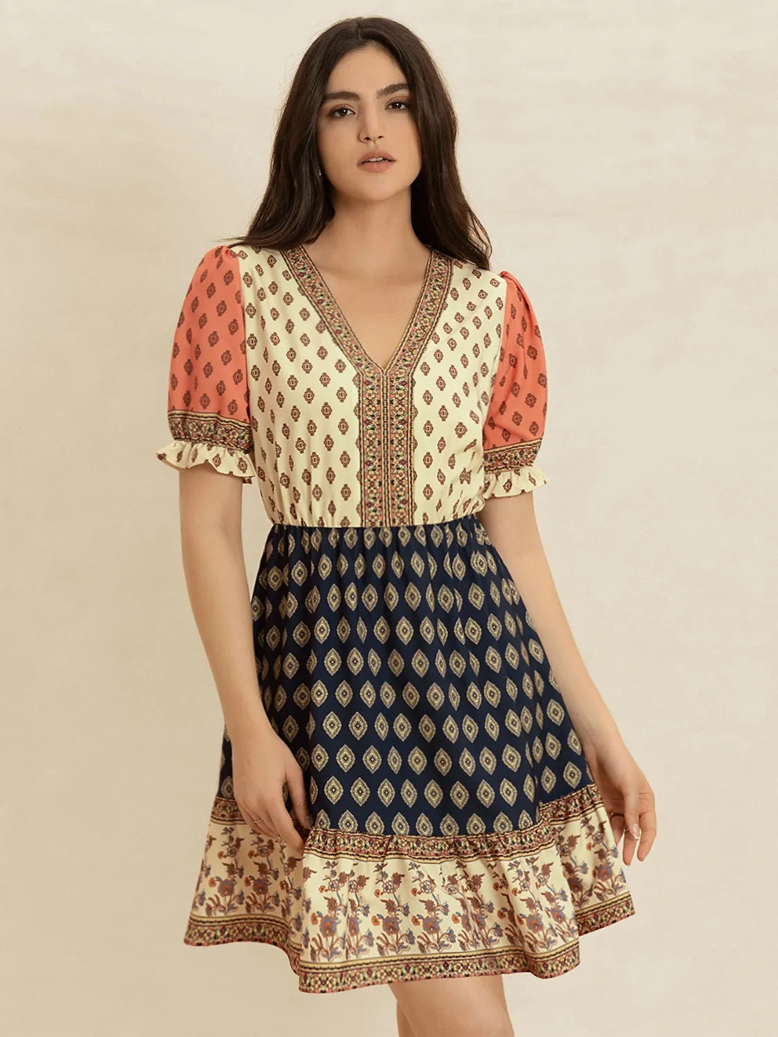 Printed V-Neck Short Sleeve Dress fee3a7c2-0796-44ed-996d-741454ddd345-Max-Origin
