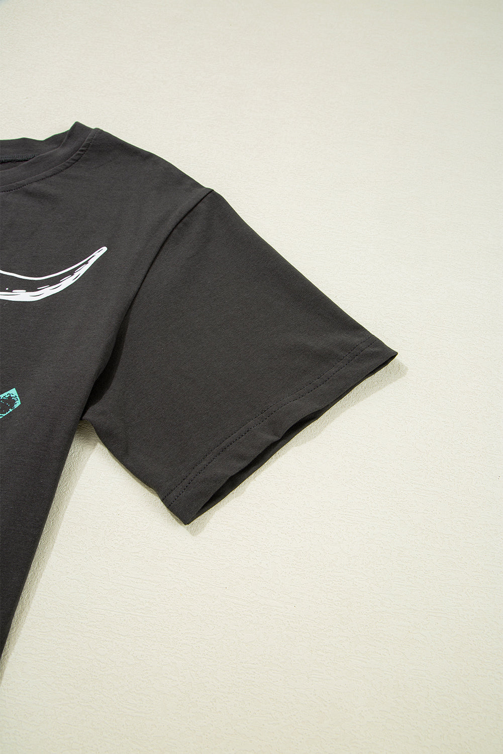 Carbon Grey Vintage Bull Head Skull Turquoise Geometric Graphic T Shirt ff342ef5c4151d3a