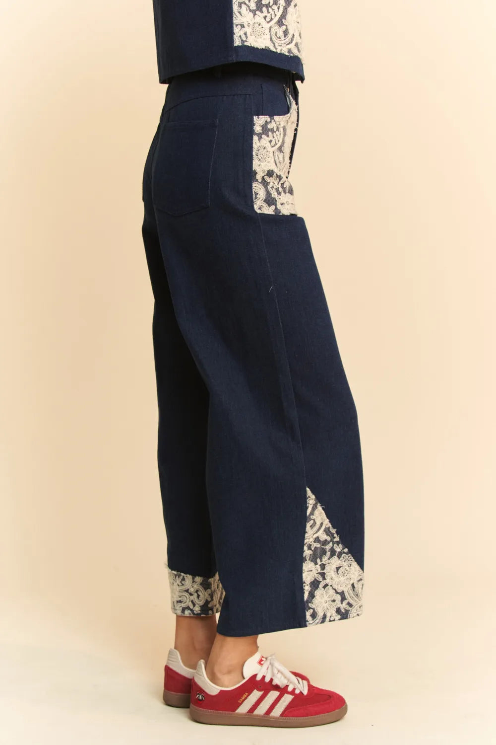 Davi & Dani Lace Applique Wide Leg Jeans ff8a6474-4f6e-414c-824e-d0515a6ee959-Max