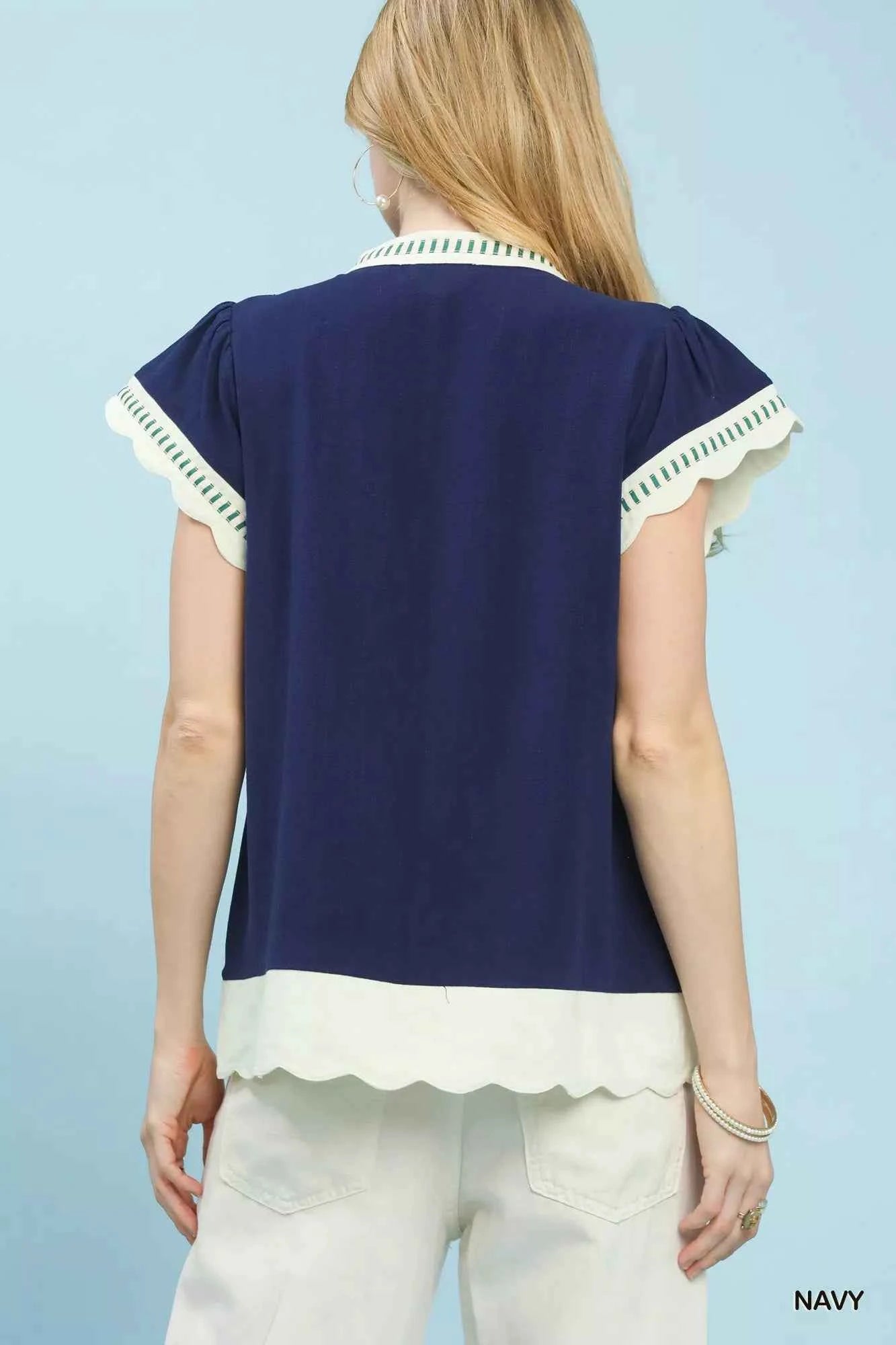 Contrast Scallop Trim Top ff9a30d2-17ea-44e8-ba5c-57c4c968e353-Max-Origin