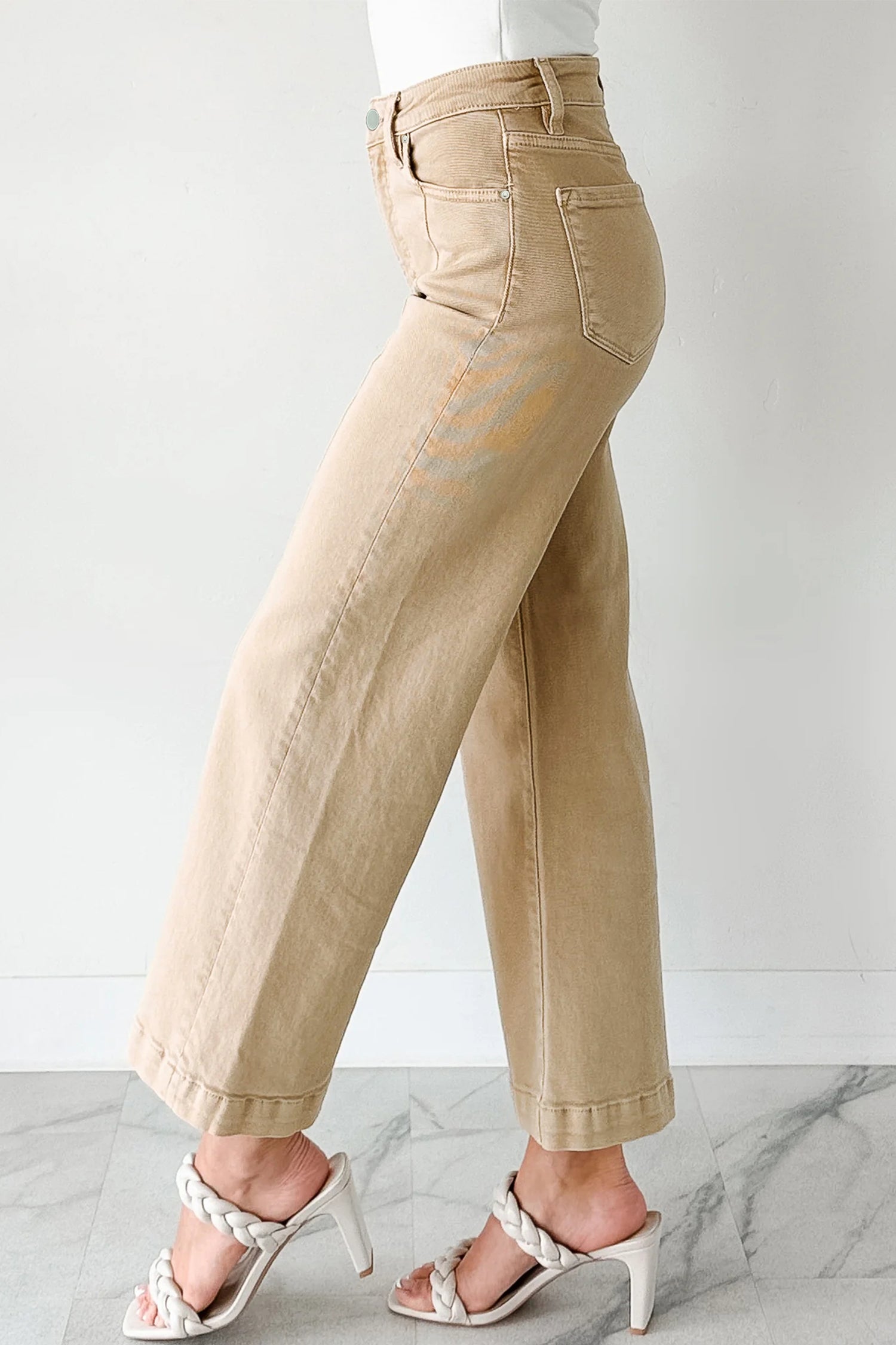 Apricot Solid Color Seamed Center Wide Leg Cropped Jeans ffe9af510df7a658