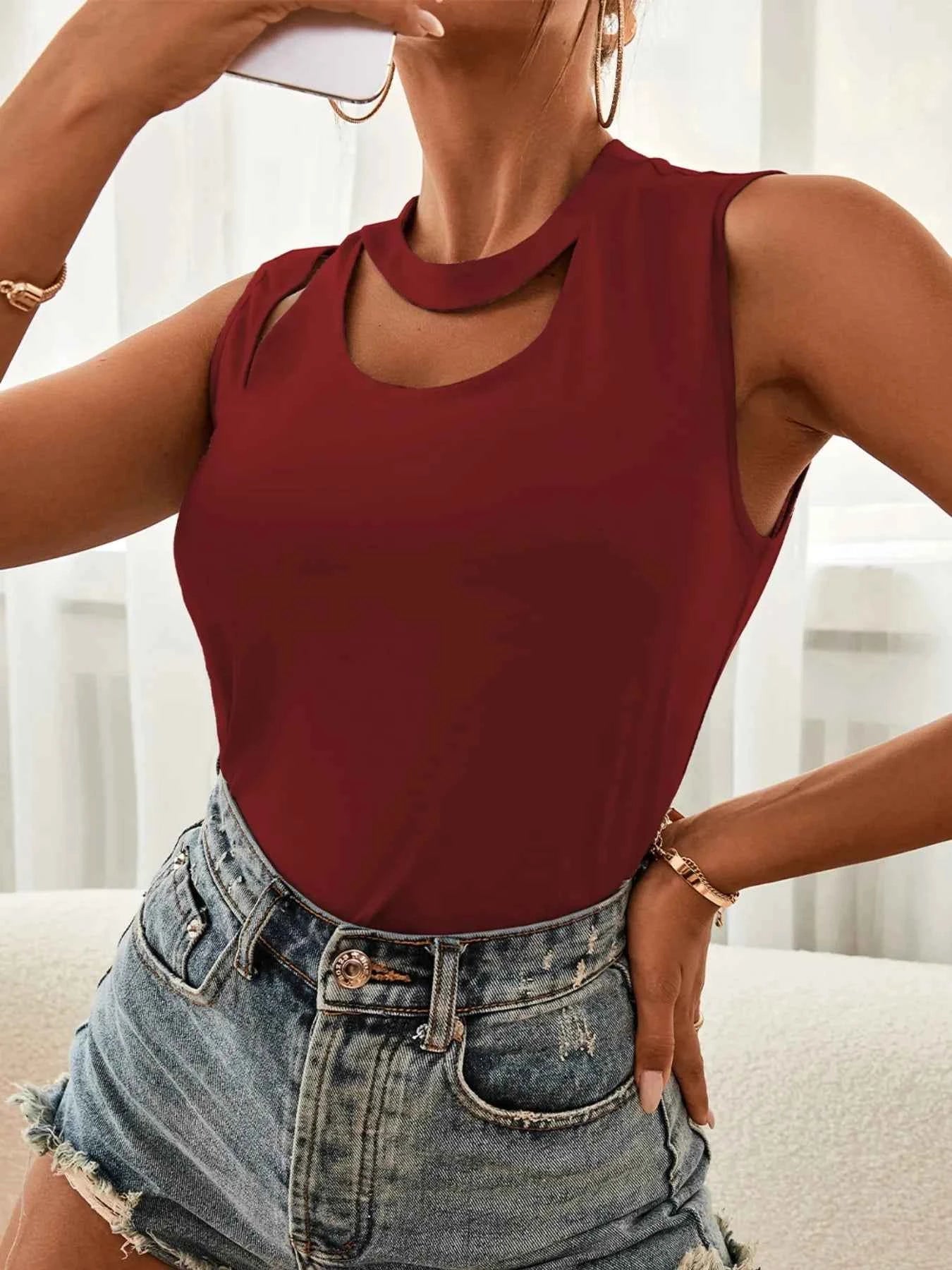 Cutout Sleeveless Tank Top ffeac355-c55d-417f-a761-a836dfe0a5ca-Max-Origin
