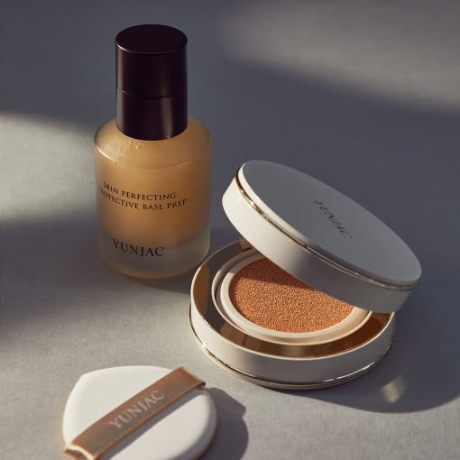 Long Wear Moisture Cushion Foundation SPF50+ PA++++ | Lightweight Radiant Finish | 15g x 2 product_images_1740722334.79906328365674541_5139364791779701080